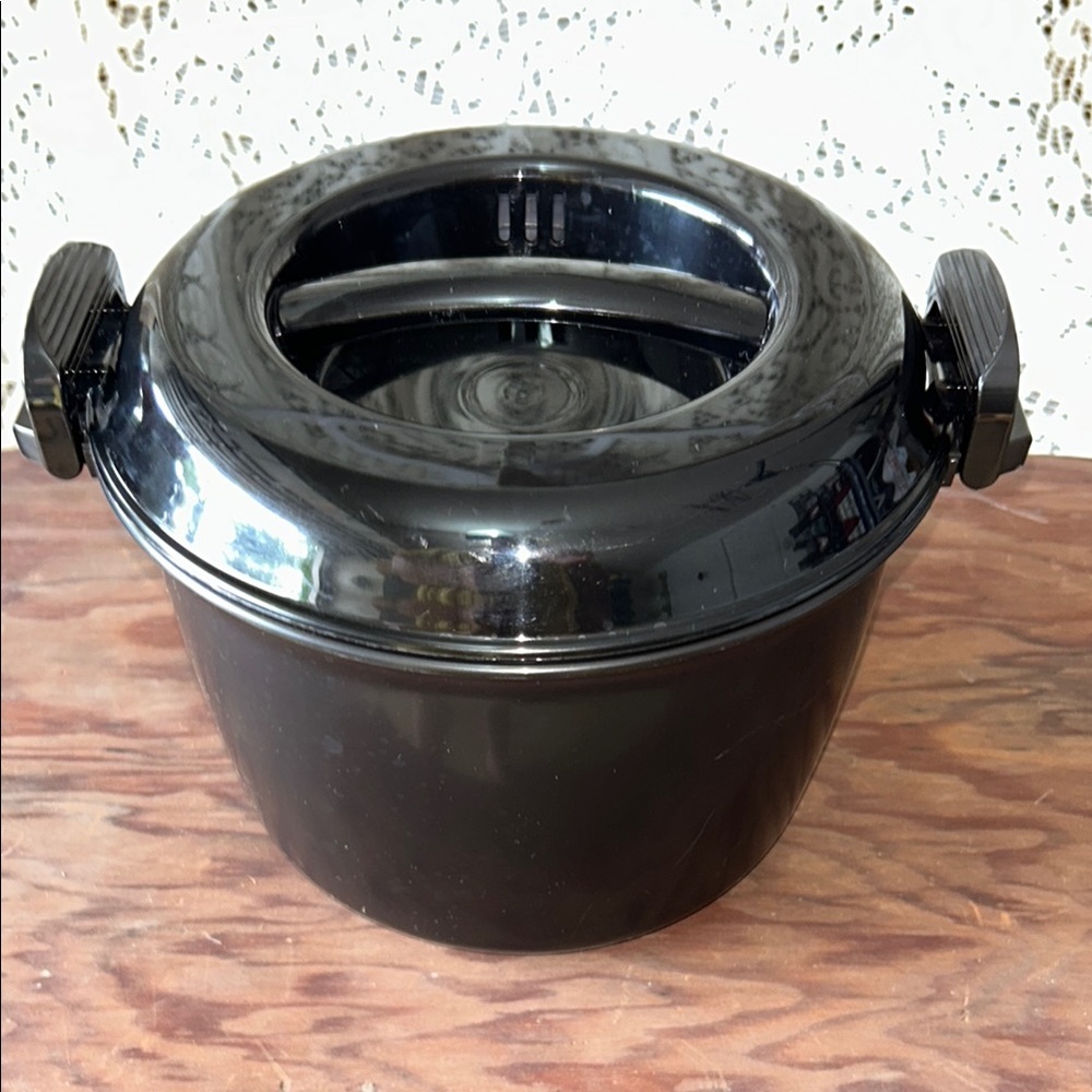 The Pampered Chef 3-Qt Rice Cooker Plus
